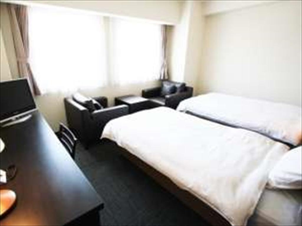 Green Rich Hotel Tosu Ekimae Exterior foto
